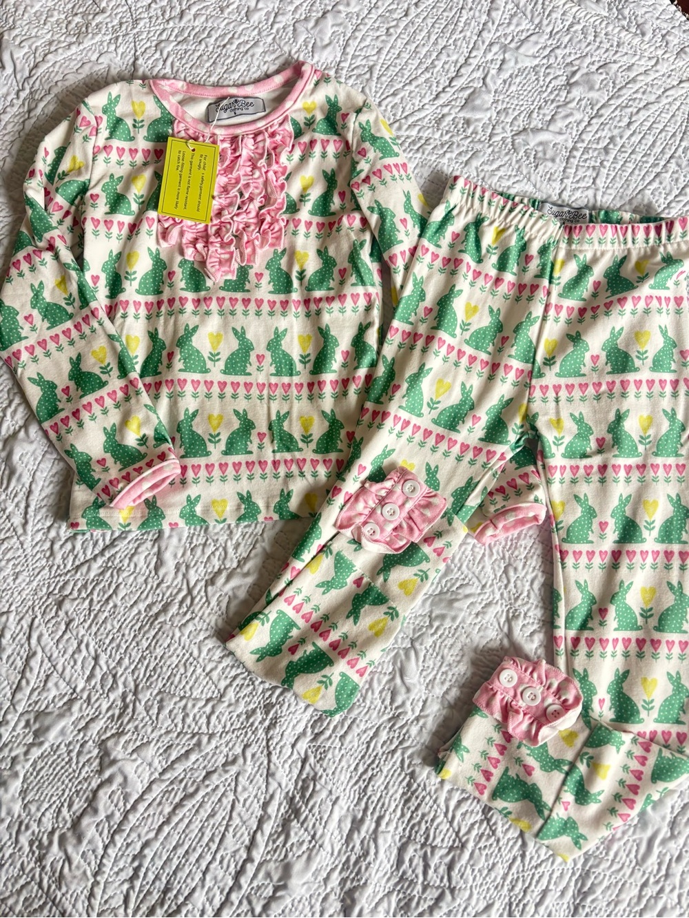 NWT Sugar Bee Cream Bunny Print Pajama Set with Pink Ruffle Trim Boutique